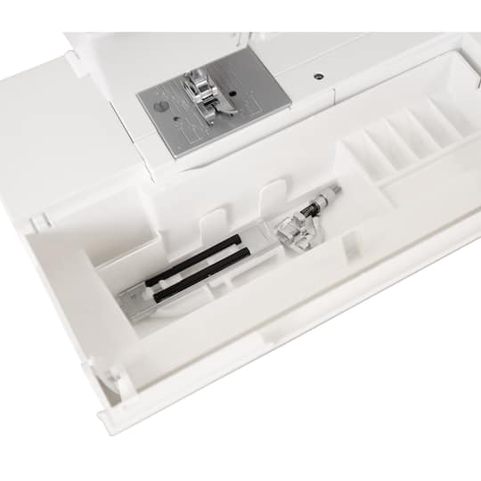 Janome 1522 Mechanical 22-Stitch Sewing Machine with Wide Sewing Bed